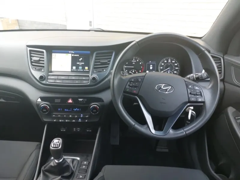 2018 Hyundai Tucson 1.6 T-GDi Go SE 2WD in Blue — photo 2
