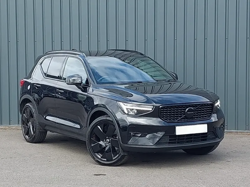 2024 Volvo XC40 2.0 B4P Plus Black Edition Auto in Black — main photo